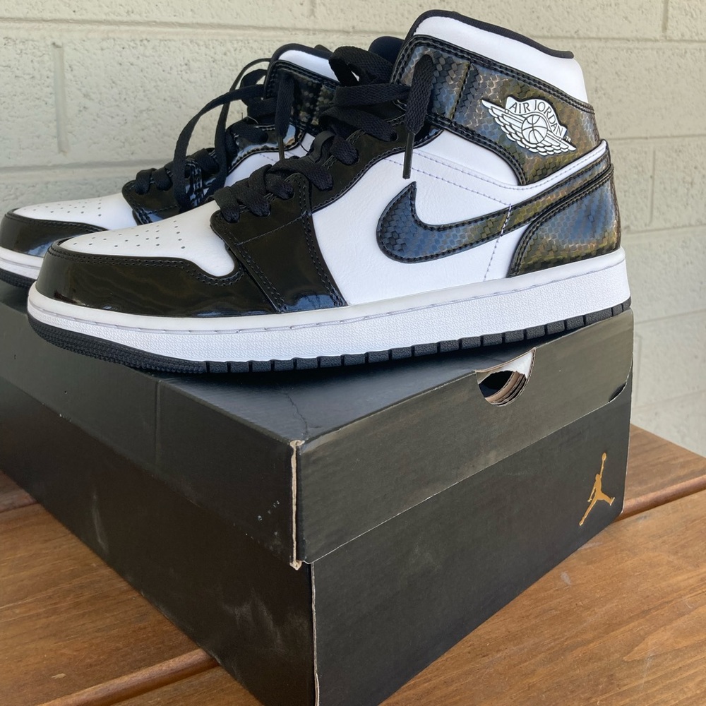 Jordan 1 Mid Carbon Fiber US size 9